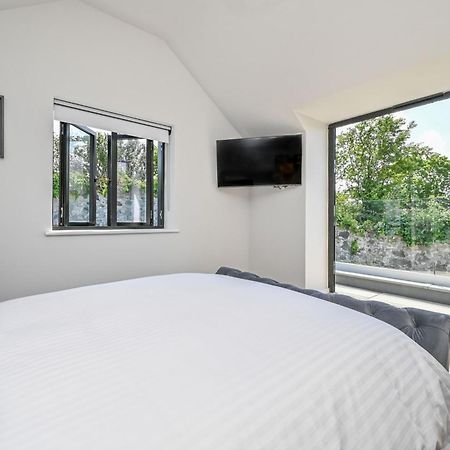 Villa 1 The Nest - Luxury Modern House Nr Beach & Bars With Sea Views & Free Parking à Charlestown  Extérieur photo