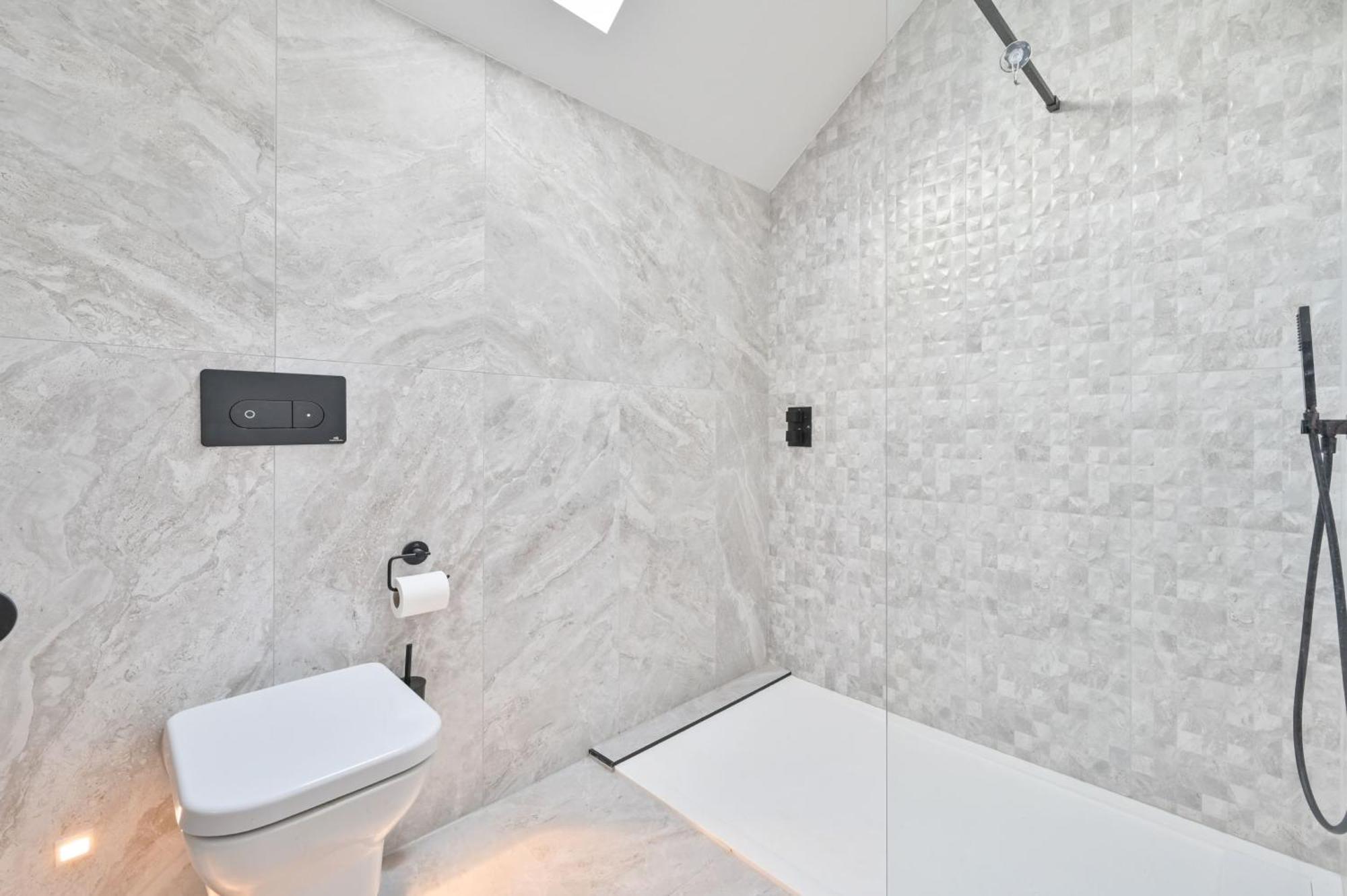 Villa 1 The Nest - Luxury Modern House Nr Beach & Bars With Sea Views & Free Parking à Charlestown  Extérieur photo