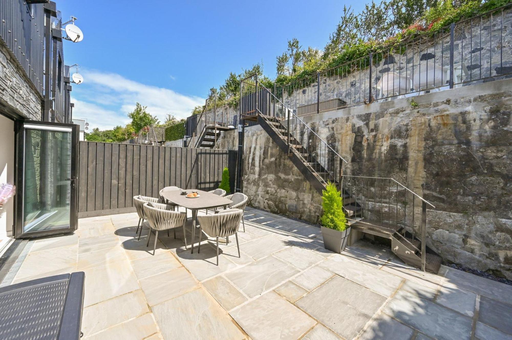 Villa 1 The Nest - Luxury Modern House Nr Beach & Bars With Sea Views & Free Parking à Charlestown  Extérieur photo