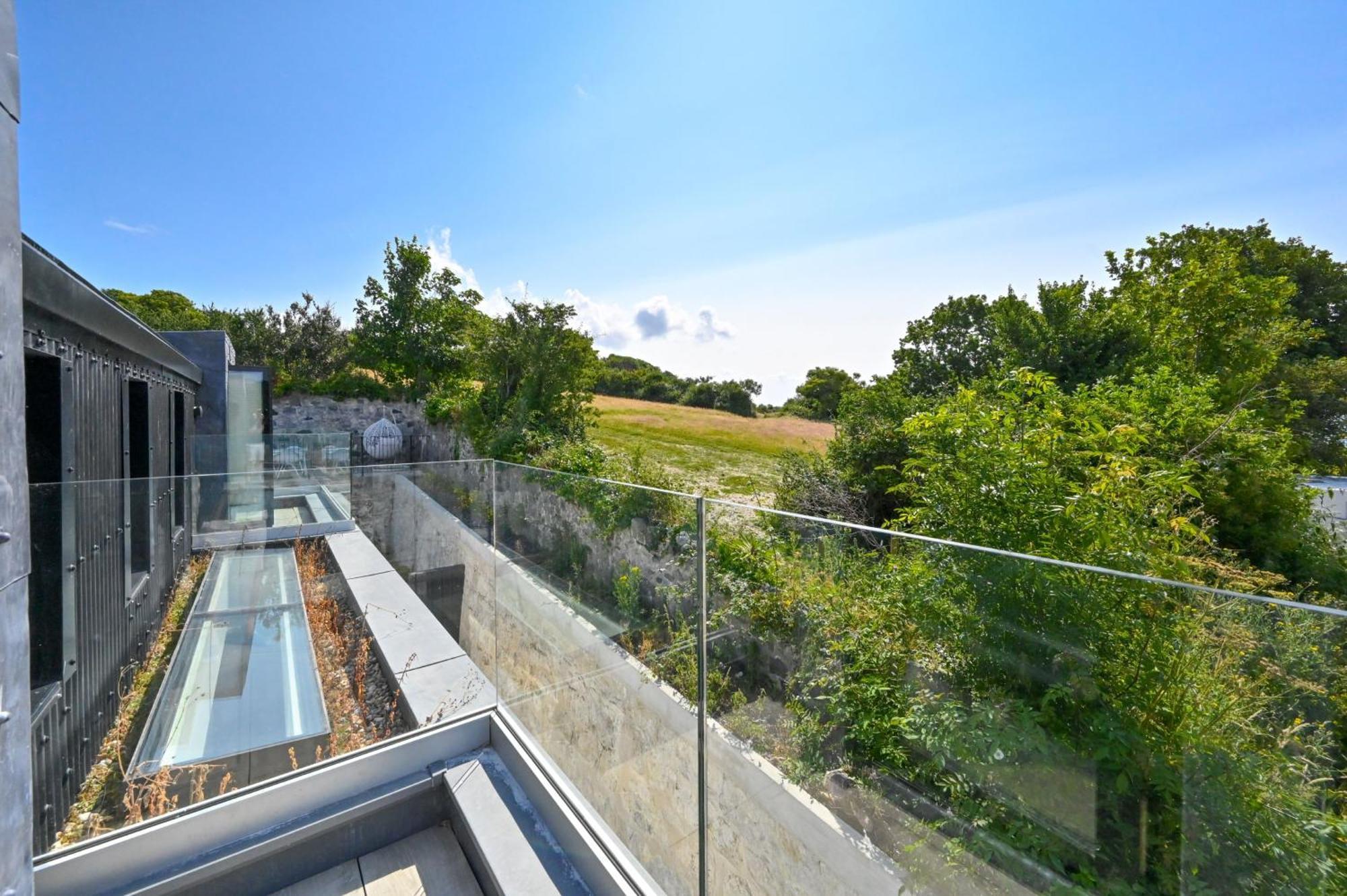 Villa 1 The Nest - Luxury Modern House Nr Beach & Bars With Sea Views & Free Parking à Charlestown  Extérieur photo
